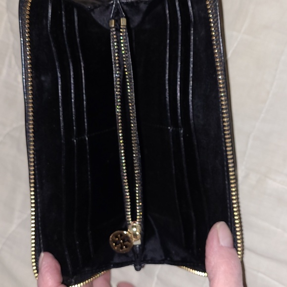 Tory Burch striped long zipper wallet - Picture 3 of 5